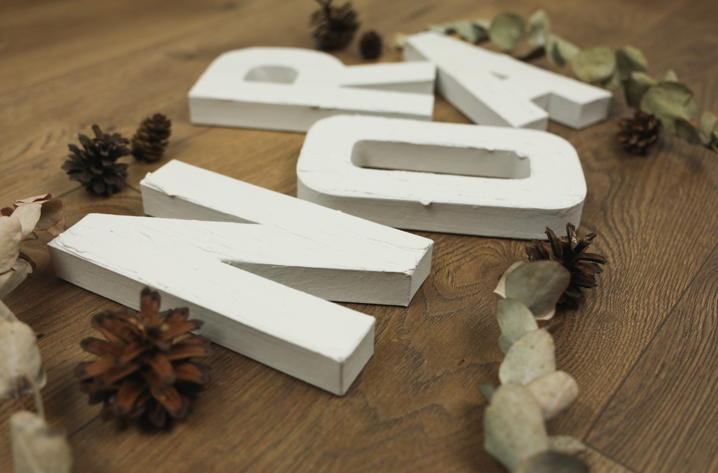 Cardboard name letter 20.5cm